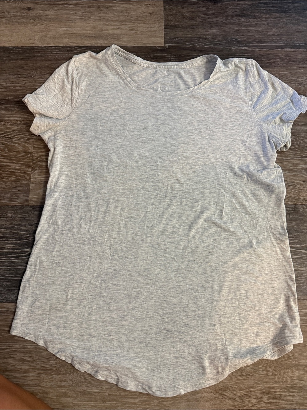 lululemon athletica Light Gray Short Sleeve Crew Tee